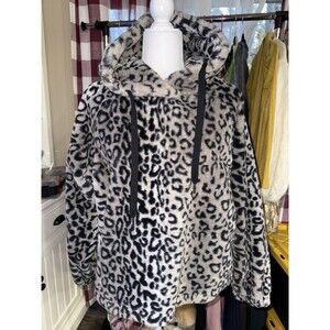 Very Rare Montana Co. Snow Leopard Pullover Fur Hoodie Size Medium